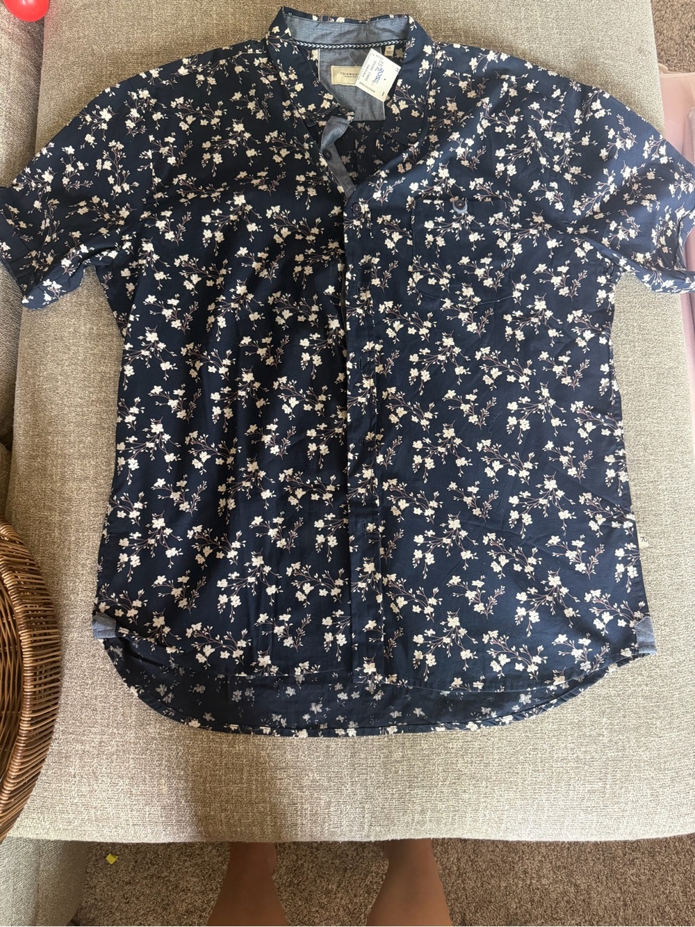 7 Diamonds Navy Floral Short Sleeve Button-Up